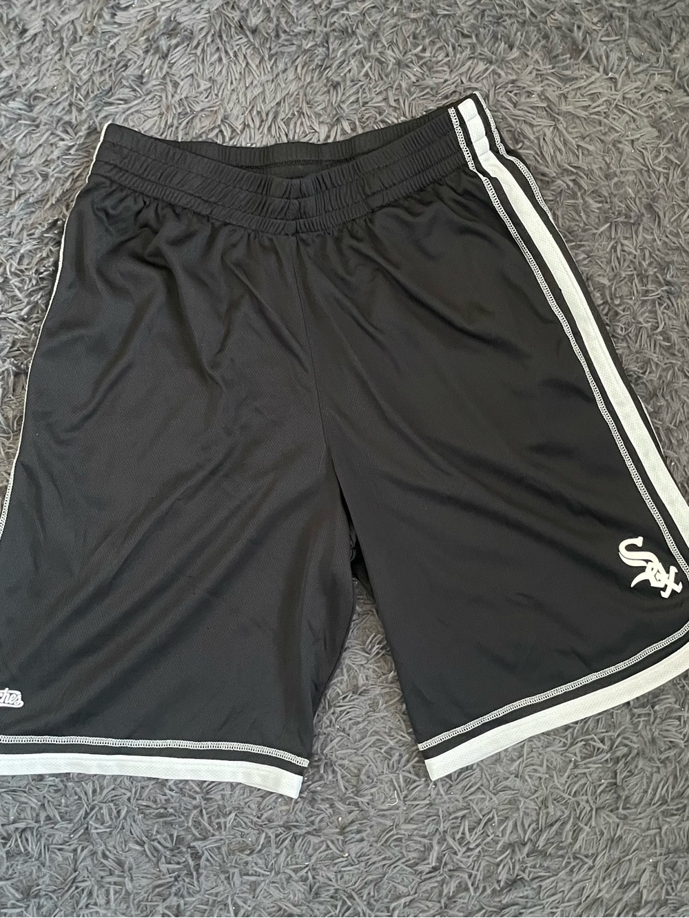 Men Size Large Stitches X MLB Chicago White Sox Black Polyester Shorts